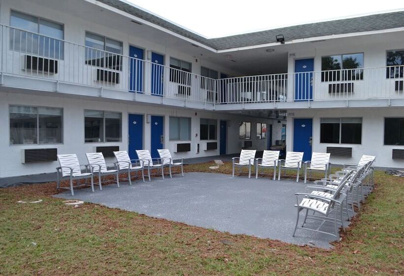 فندق على الطريق Noble Suites Jacksonville