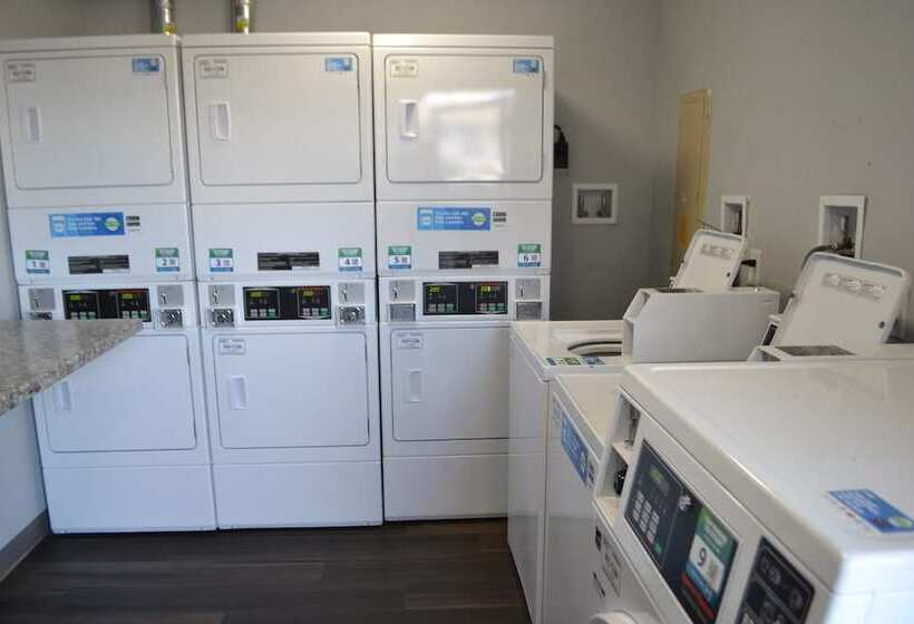 فندق على الطريق Noble Suites Jacksonville