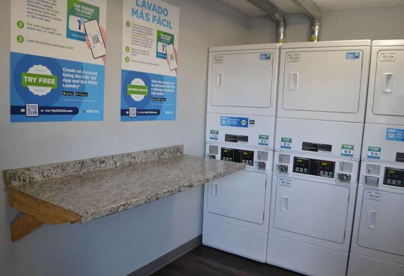 فندق على الطريق Noble Suites Jacksonville