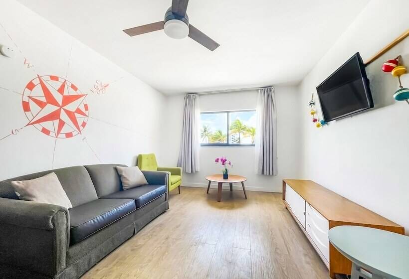 فندق على الطريق The Delmar