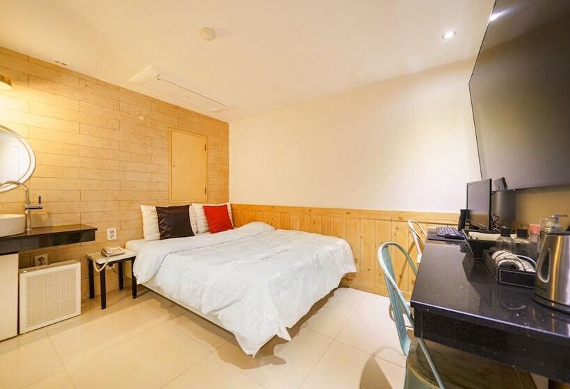 Motel Wangsimni Remark