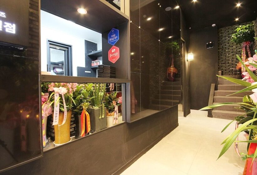 מוטל Yaja Busan Sasang Terminal