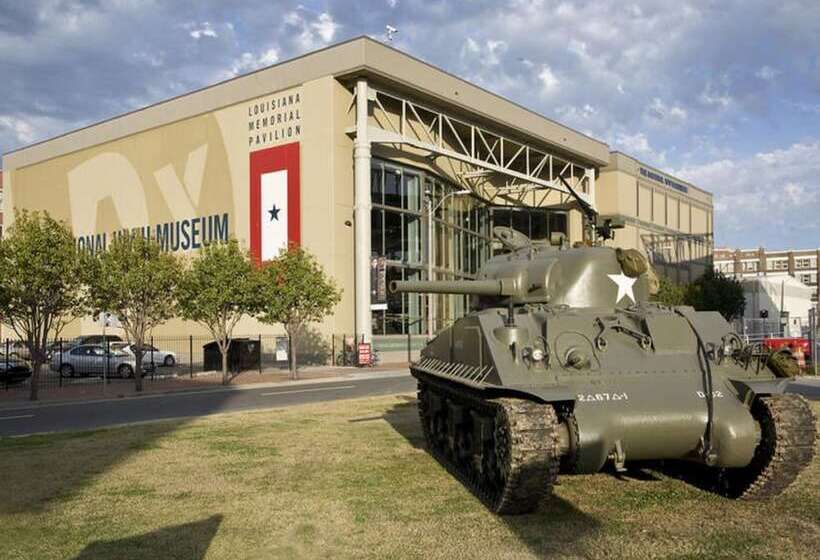 Peaceful Condo Near Bourbon Street