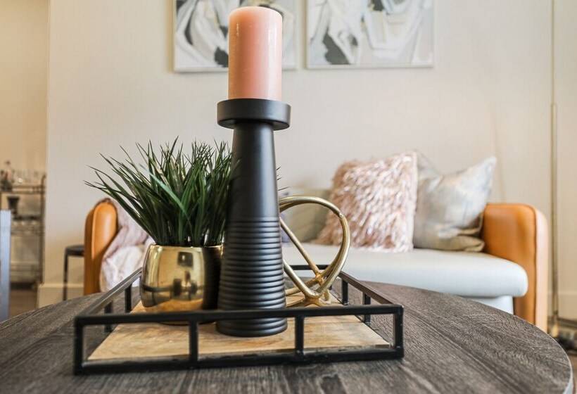 Peaceful Condo Near Bourbon Street