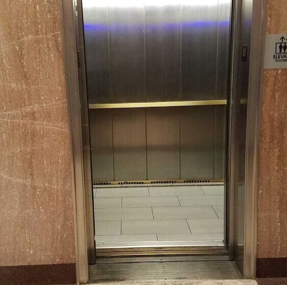 Peaceful Condo Near Bourbon Street