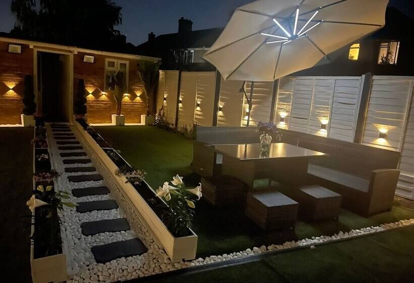 پانسیون North Avenue Guest House Ltd, Heathrow Airport Free Parking