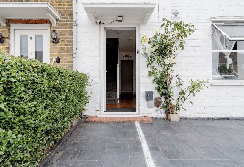 پانسیون North Avenue Guest House Ltd, Heathrow Airport Free Parking