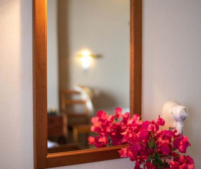 پانسیون Almira Inn