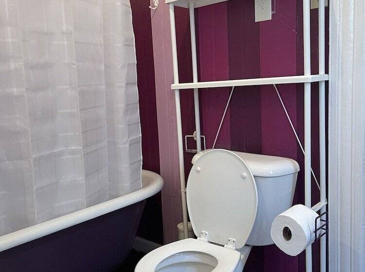 بنسيون B Love S Guest House