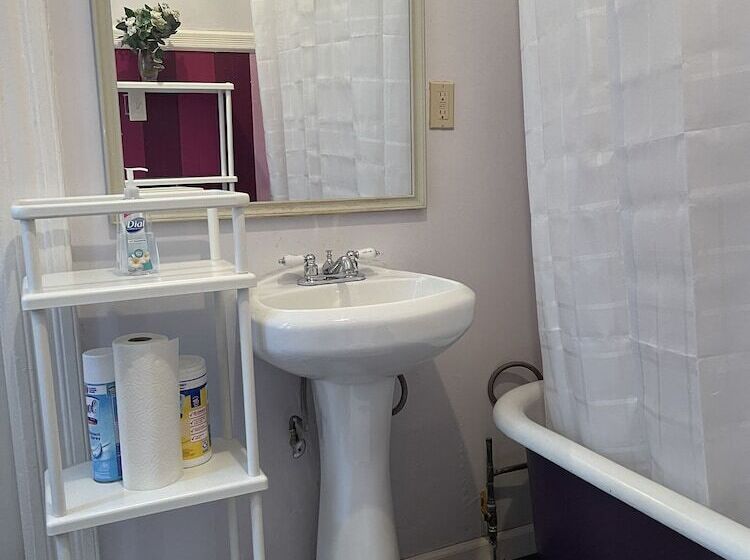 بنسيون B Love S Guest House