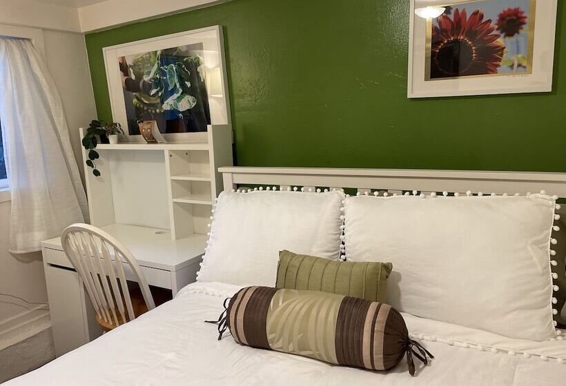 بنسيون B Love S Guest House