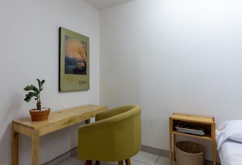 بنسيون Casa Matia