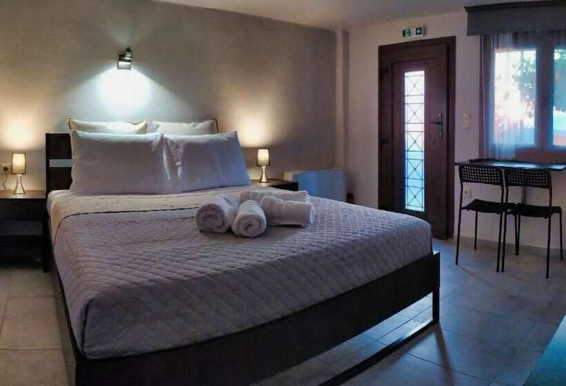 פנסיון Guesthouse Kastelia