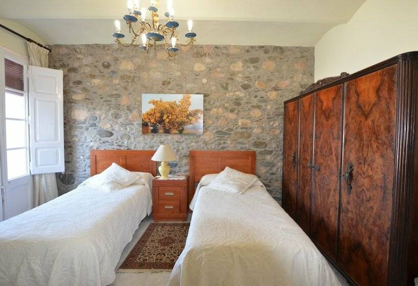 펜션 Hostal Can Nofre