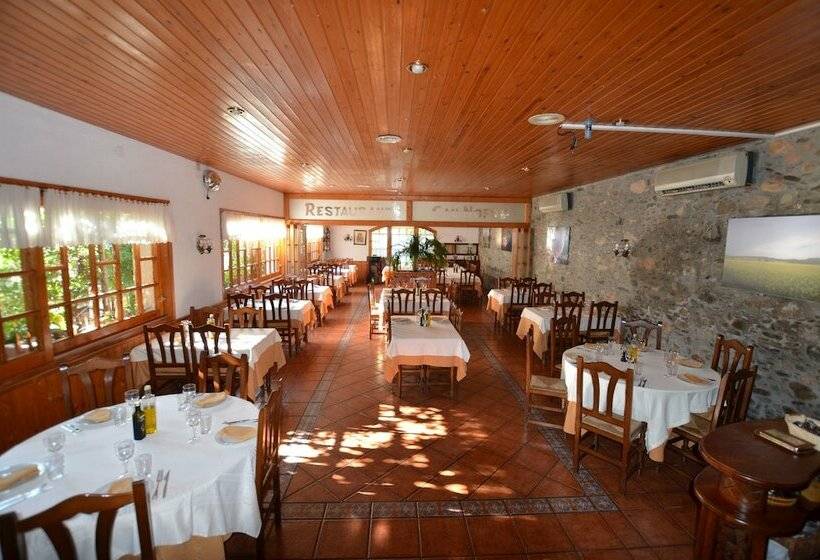 펜션 Hostal Can Nofre