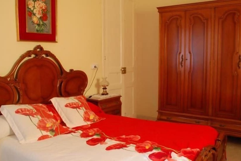 펜션 Hostal Can Nofre