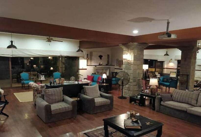 Pension Nirvanica Chamber