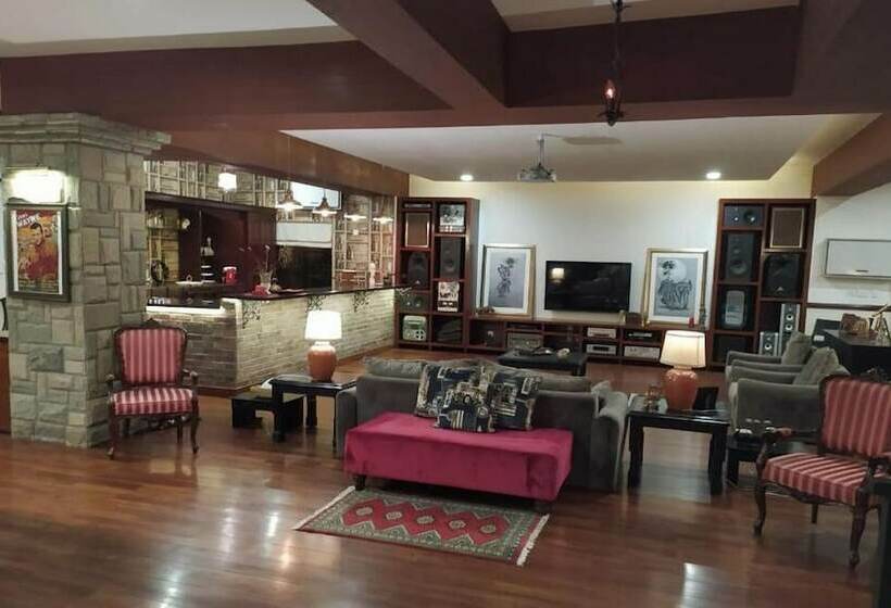 Pension Nirvanica Chamber