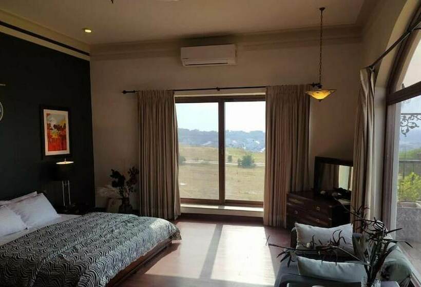 Pension Nirvanica Chamber