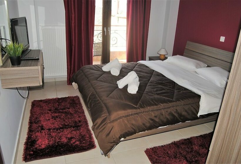 פנסיון Olympus House