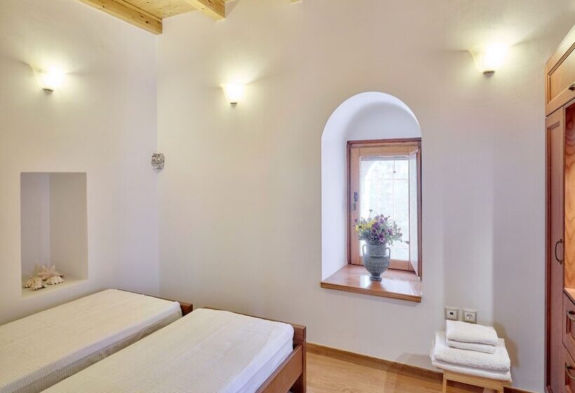 膳宿费 Petreas Tower