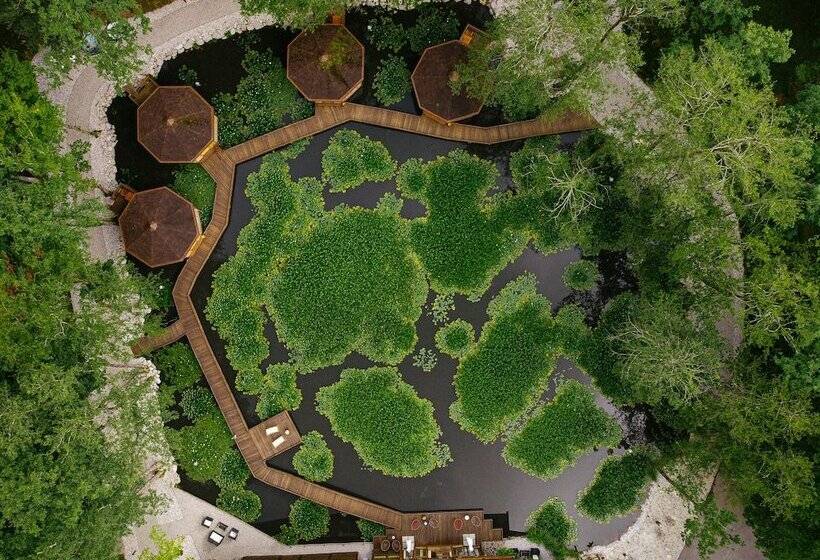 پانسیون Pikol Lake Village Premium Glamping