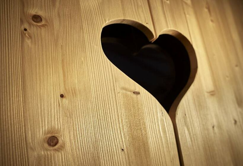 پانسیون Pikol Lake Village Premium Glamping