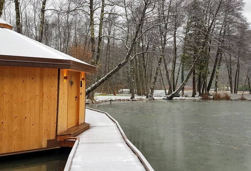 پانسیون Pikol Lake Village Premium Glamping