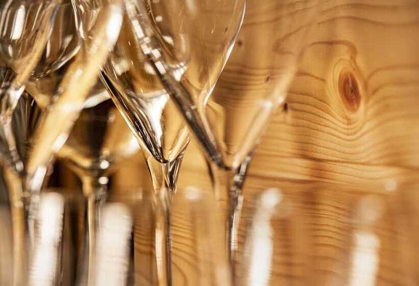 پانسیون Pikol Lake Village Premium Glamping