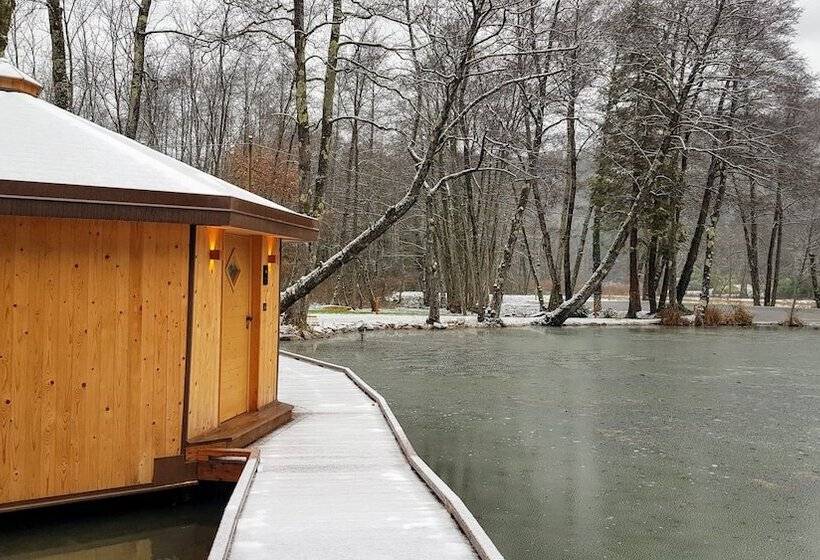 پانسیون Pikol Lake Village Premium Glamping