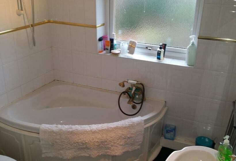 膳宿费 Woodard House