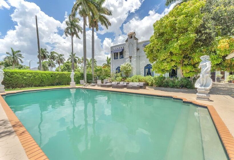 膳宿费 Young Mansion