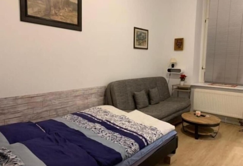 Pension Lotti Friedrichshain