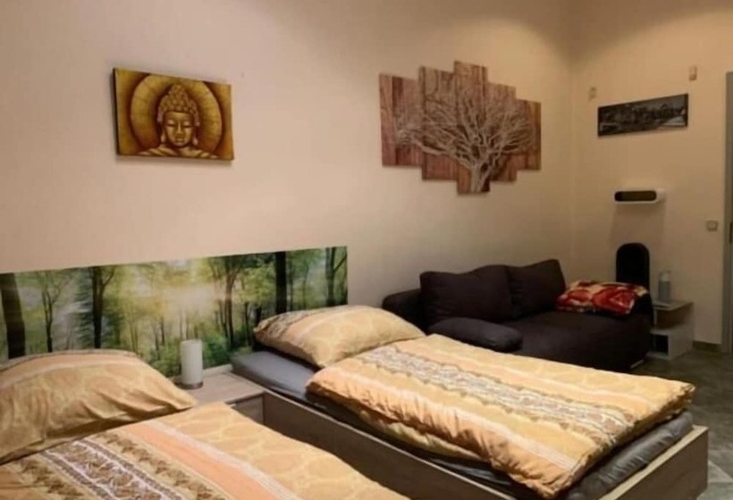 Pension Lotti Friedrichshain