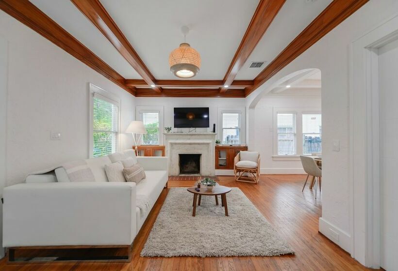 إقامة Amazing Bahamian Home At Design District