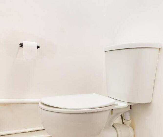 Резиденция Immaculate 4 Bed House Near Anfield And Goodison