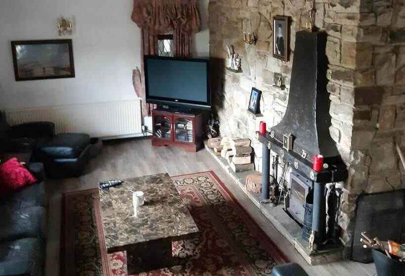 Резиденция Luxury Farm House With Swimming Pool Eurovision 23