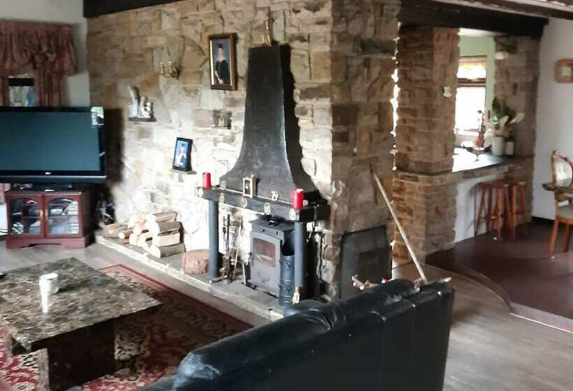 דירת נופש Luxury Farm House With Swimming Pool Eurovision 23