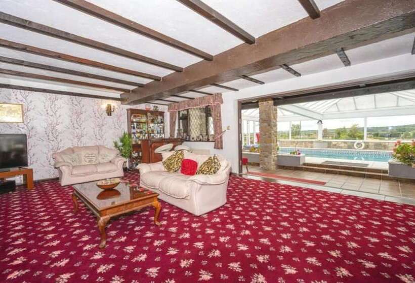 Резиденция Luxury Farm House With Swimming Pool Eurovision 23