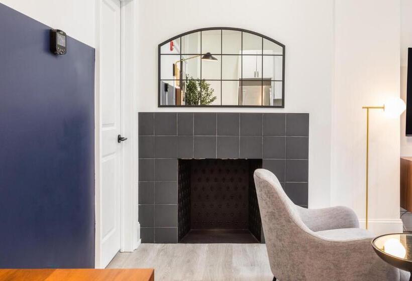 Sosuite At French Quarters   Rittenhouse Square