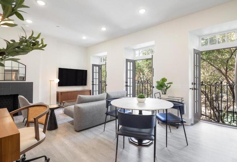 Sosuite At French Quarters   Rittenhouse Square