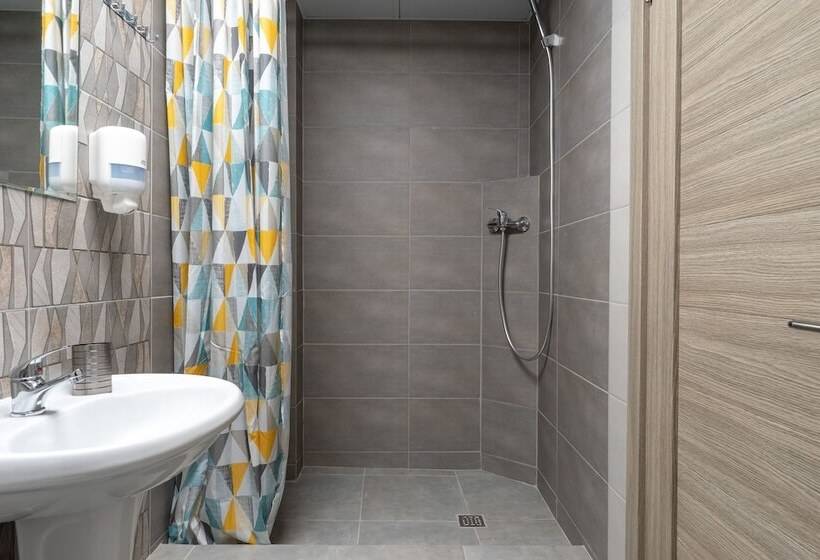 Tashayak Otel Hostel