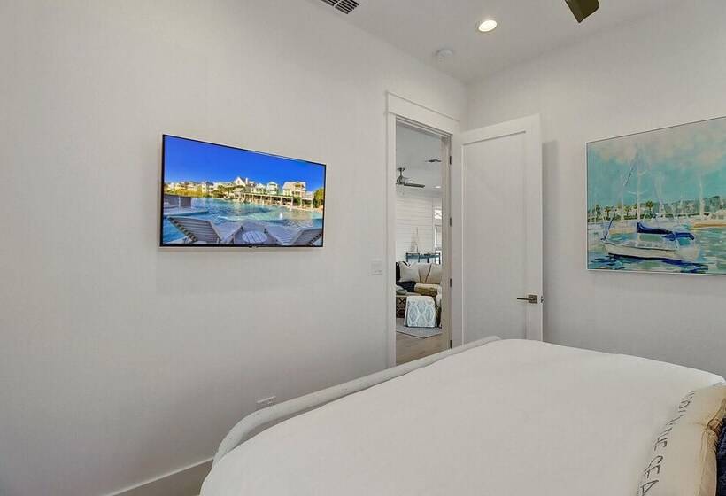 The Lighthouse 328 Coa