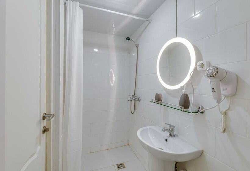 Travelto Fontanka 87