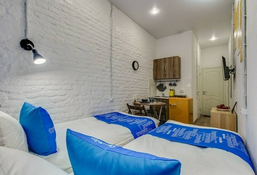 Travelto Fontanka 87