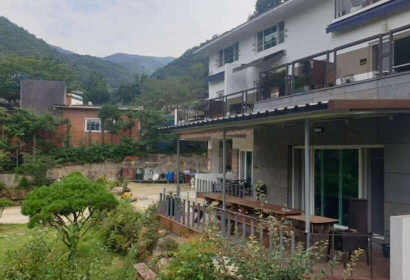 Ulsan Daeunsan Valley Pension