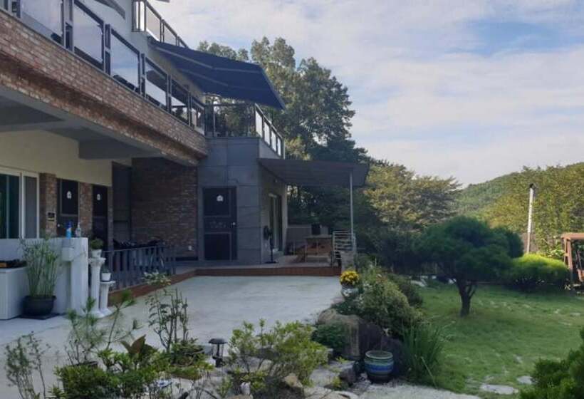 Ulsan Daeunsan Valley Pension