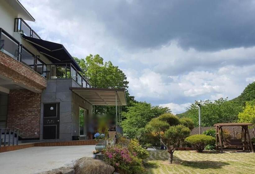 Ulsan Daeunsan Valley Pension