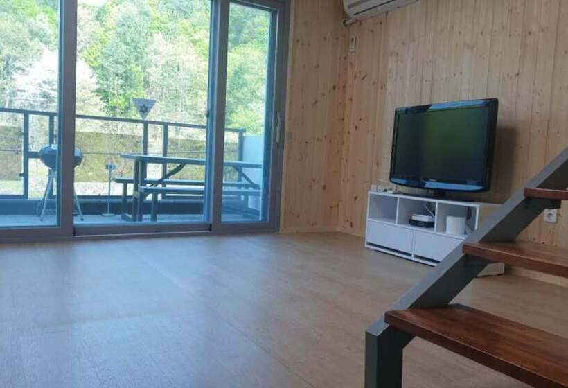 Ulsan Daeunsan Valley Pension