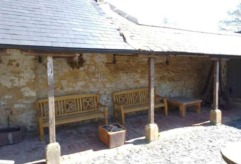 Unique Countryside Cottage Close To Sunderland